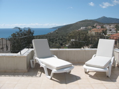 Roofterrace_sunbeds